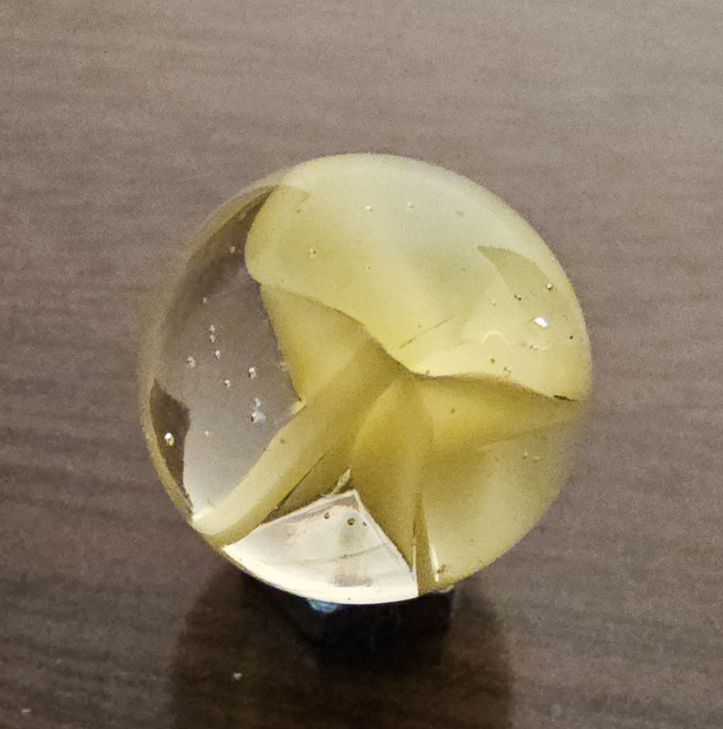 Vintage C. E. Bogard Yellow Hybrid Cats Eye Cadmium Glow In Clear 0.593 Marble