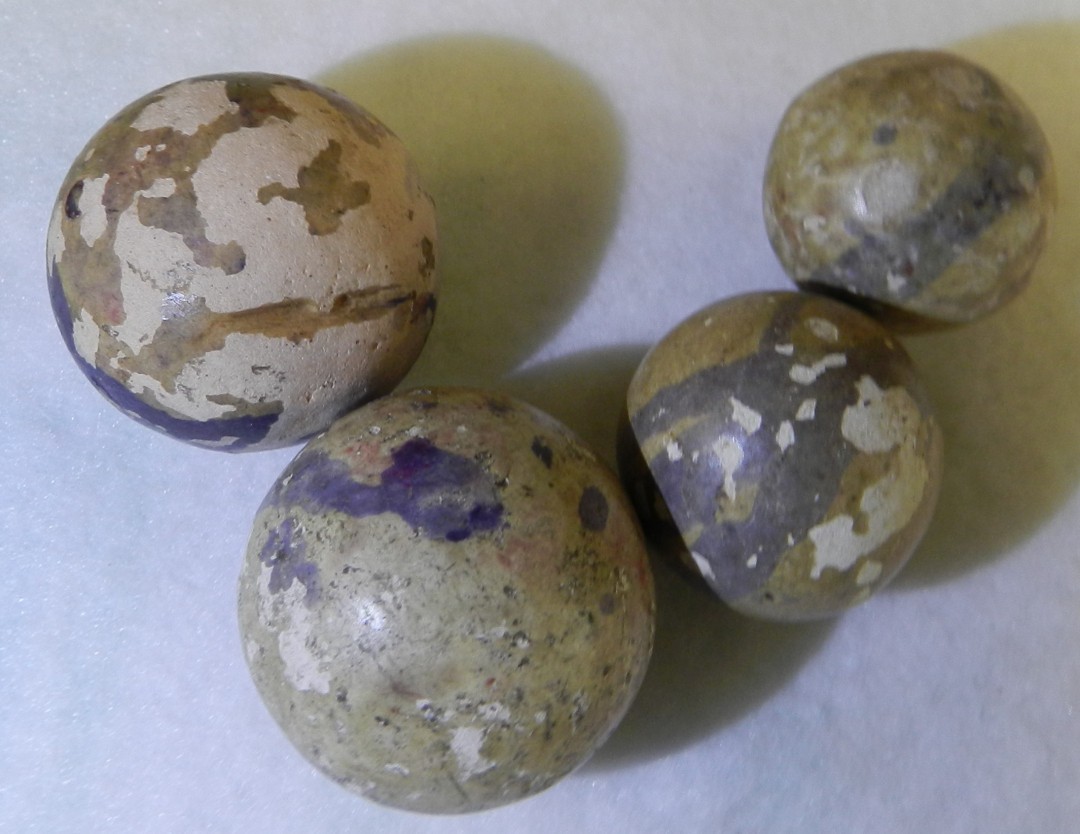 #20779m Vintage Group of 4 Played Ohio Made Rolled Commie Marbles Clay
