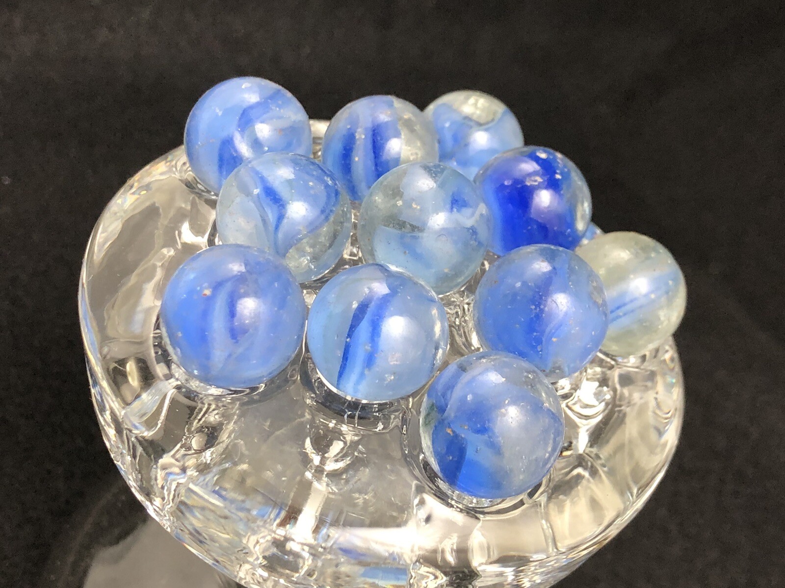 BAG OF 11 VTG GLASS MARBLES BLUE SWIRL ASSORTED CLEAR BASE GAMES DIY VASE PLAY