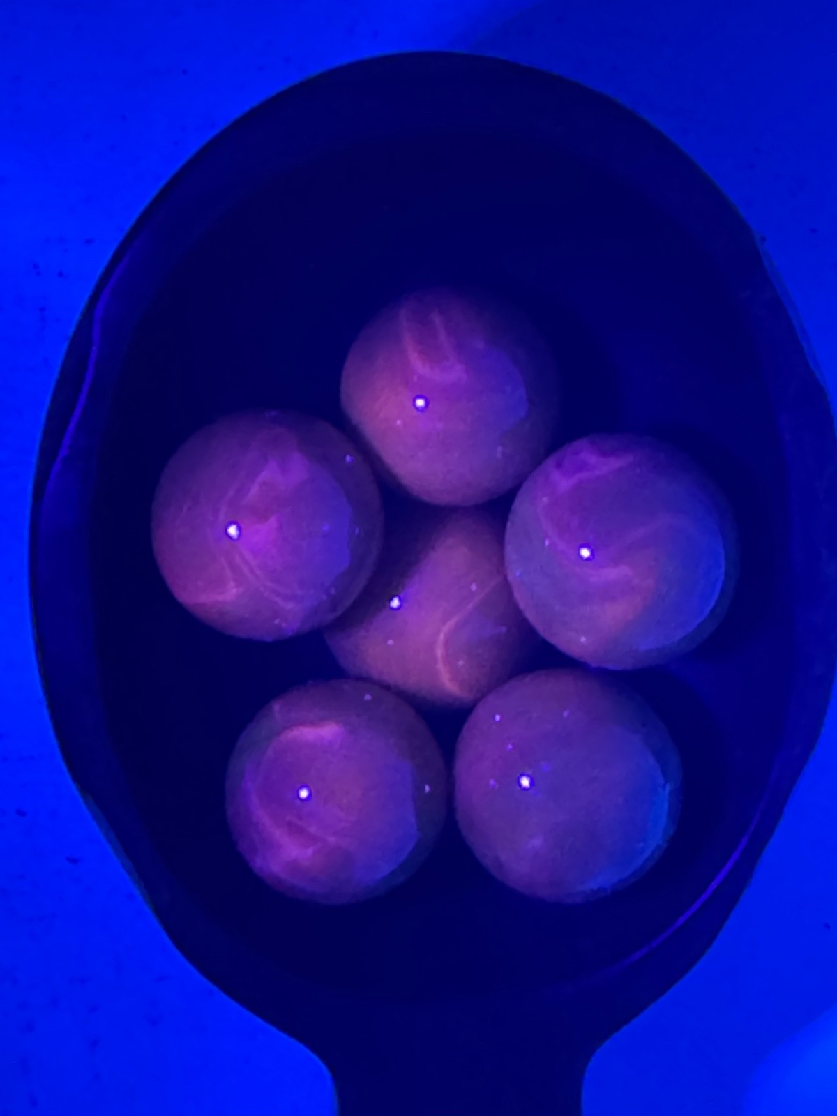 6x 7/8″ , Jabo shooter glows orange under Uv light