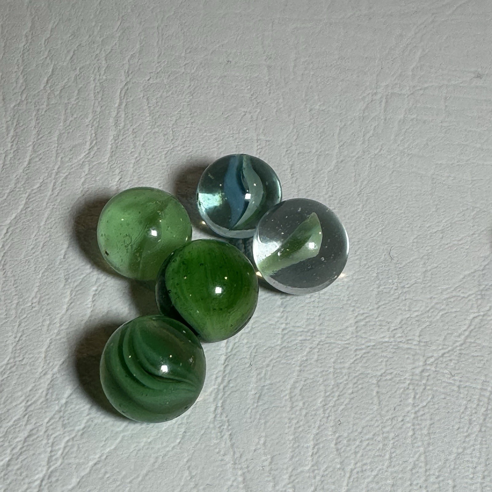 Old Marbles Lot (37) Blue Green Red Yellow White Multi Color/swirl Nice