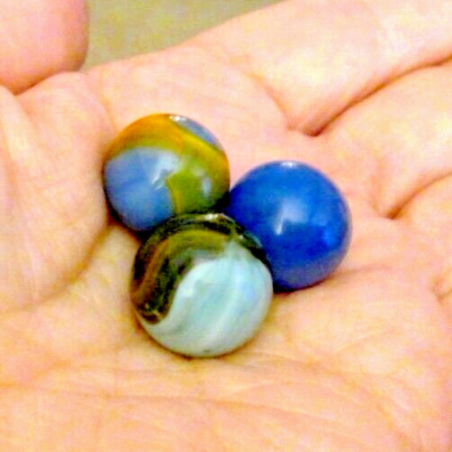 VINTAGE 3 MARBLES SWIRL BLUE OPAQUE AKRO ? VITRO ? CHRISTENSEN ? PELTIER ? 9/16″