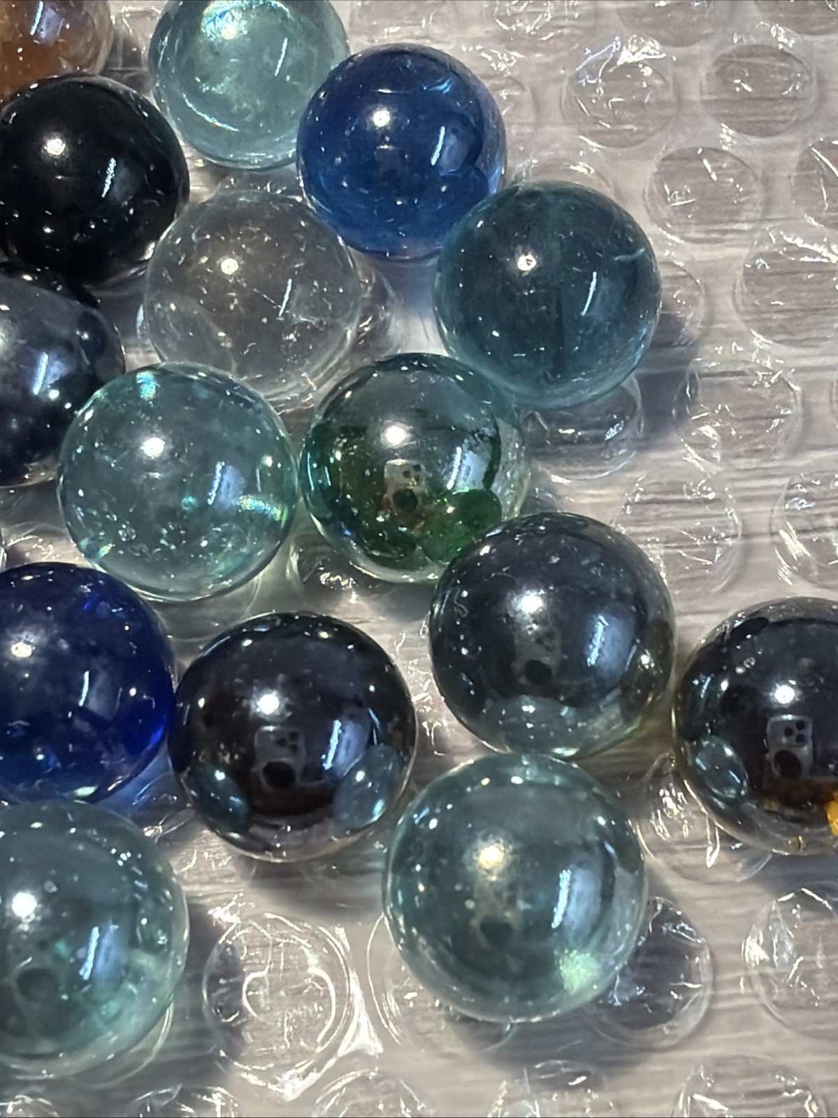 Vtg Vacor Orange Blue Green Yellow Iridescent Shiny Marble 46 Pieces 0.633”