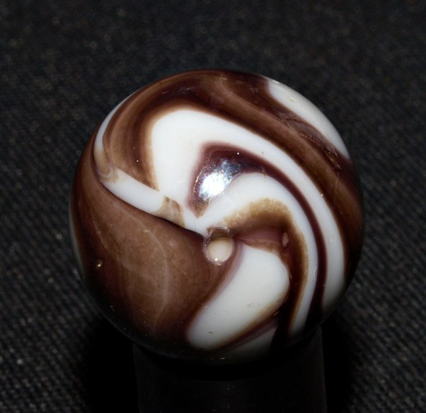Chocolate and White Swirl Marble .63 Inches Mint Combined Shipping #JJ3
