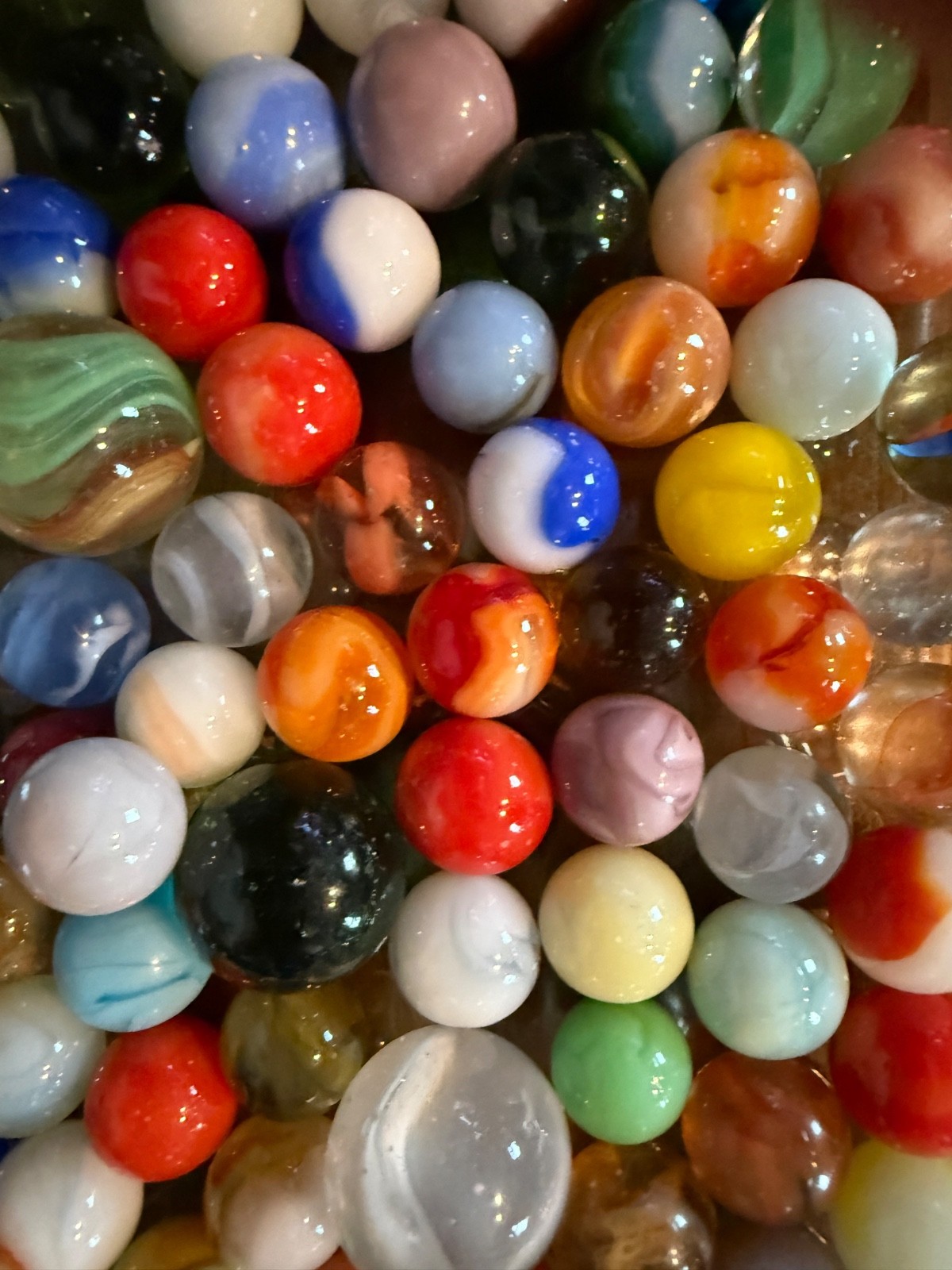 Vintage Marbles (Slags, Swirls, Cats Eyes, Bennies, Etc).Each lot varies Lot#121