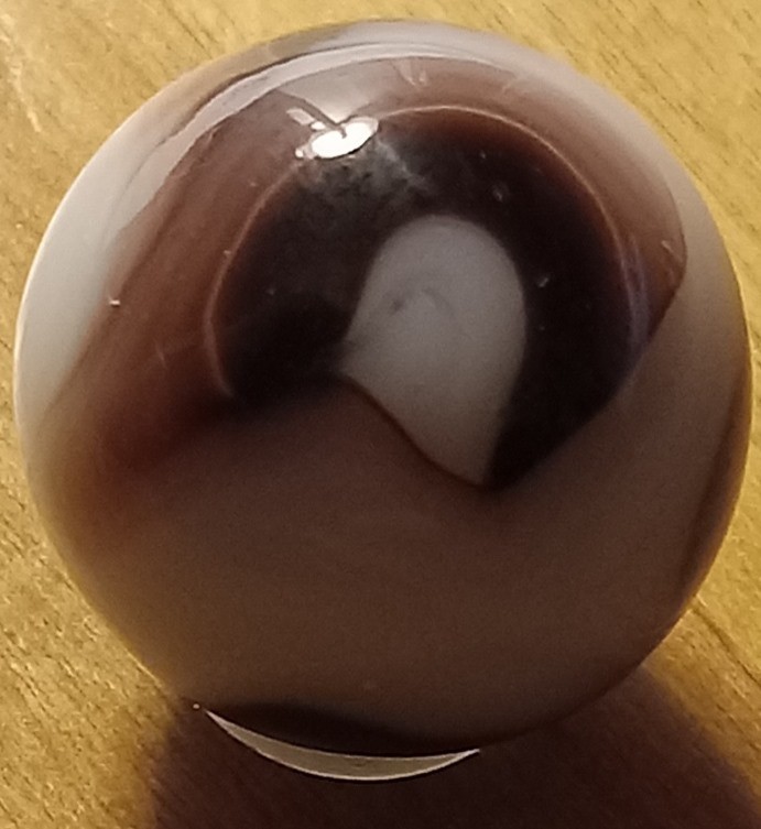 Vintage Marble Premium RAVENSWOOD WV Swirl White Plum Brown 9/16″ NM 1940S-50S