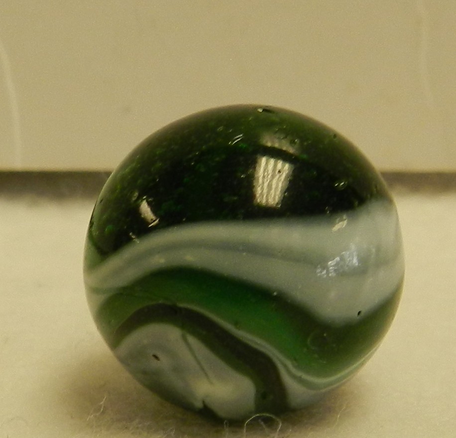 #19860m Vintage Yasuda Glass Transition Transitional Marble .69 Inches Mint —