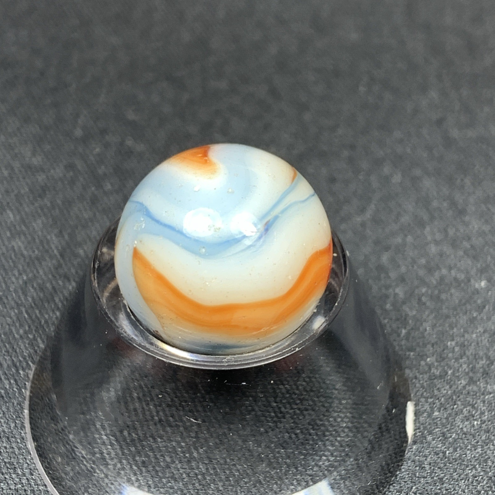 NM – ALLEY FLAME / DUG ? .62″ BOX02/233