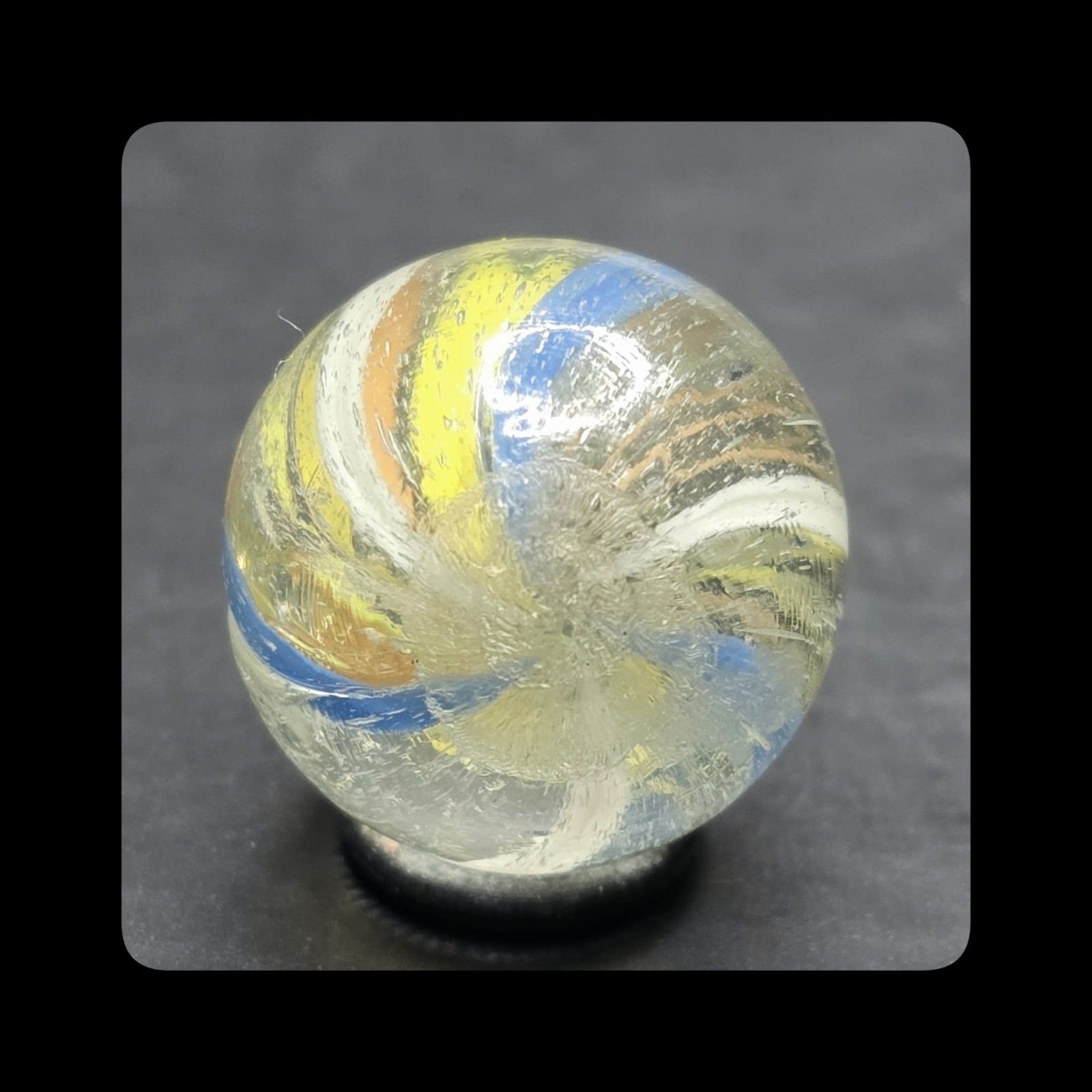 ~Mic’sMibs~3/4″ Rare Salmon & Yellow Bi colour Latticino Swirl Shooter Mint 9.6