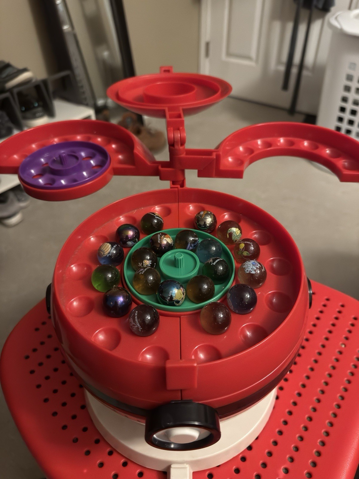 Pokémon Pokeball Marble Run Set w/ 61 Assorted Glass Marbles