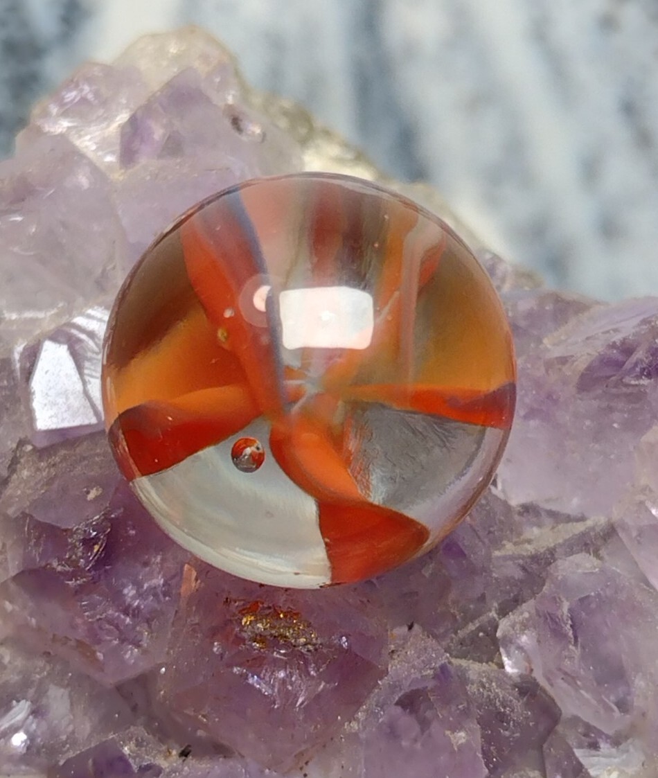 NM SPIDERMAN RED & BLUE Tips HYBRID 5 Vane Cateye Vitro Vintage Marble .62″