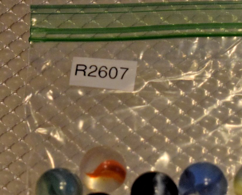 VINTAGE PELTIER CAT EYE BANANA AKRO AGATE POPEYE SWIRL PATCH MARBLES 60PCS