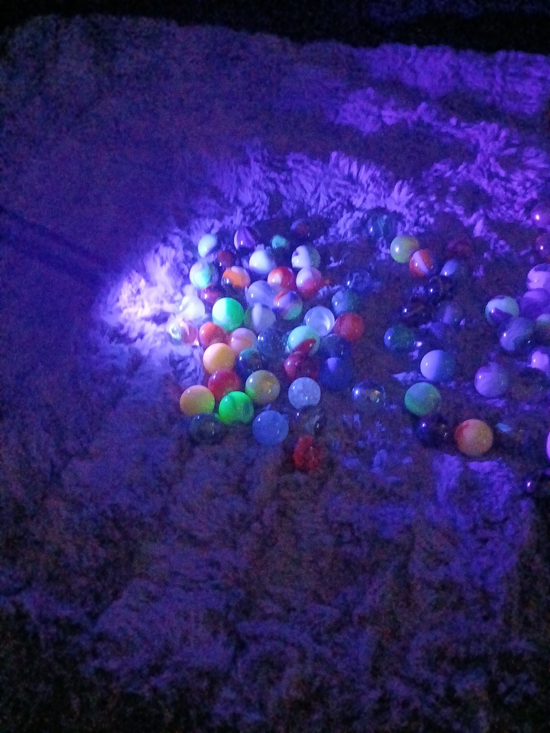 Mixed Marbles Lot of 100+ Various Sizes Colors Good Condition
