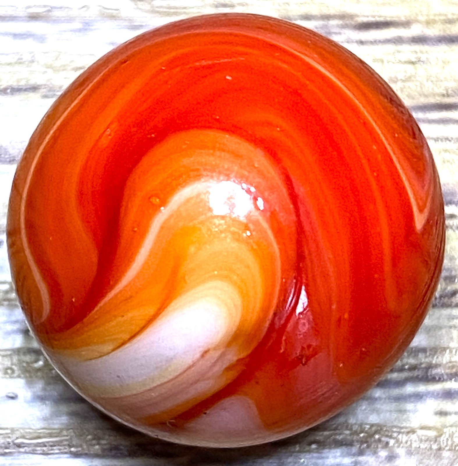 DAS/SAMMY’S/WV/JABO CANDY APPLE RED PAINTED SWIRLED LARGE SHOOTER .76″ 3B/10