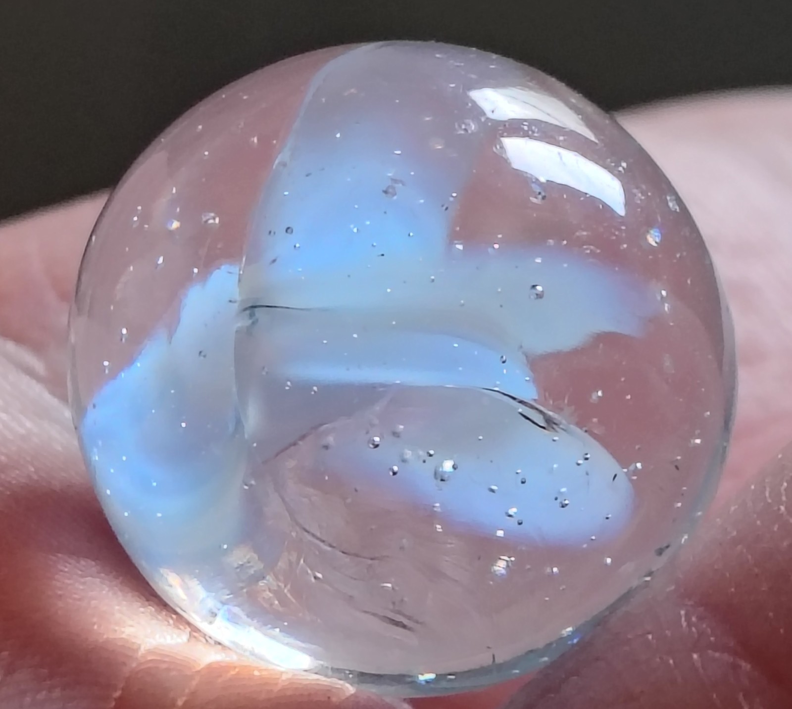Vintage Fancy Four Vein 0.59″ White Blue Cats Eye Marble Ox Hair? Peltier Glass