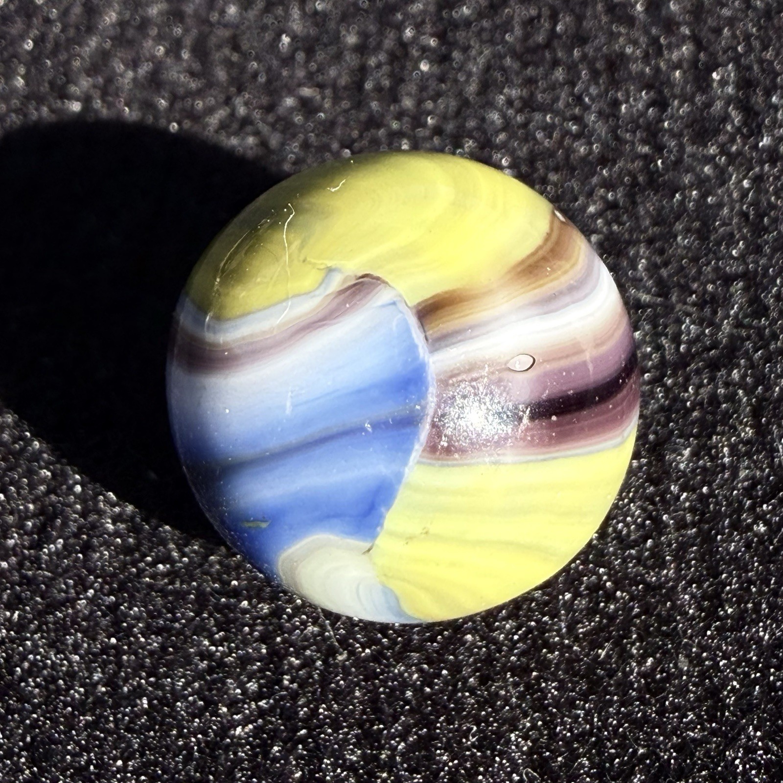 STUNNING HYBRID Marble King Rainbow Bumblebee .65” Mint