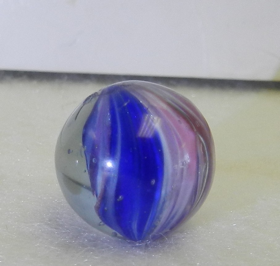 #20441m Small .56 In Vintage German Handmade Shrunken Onionskin Marble