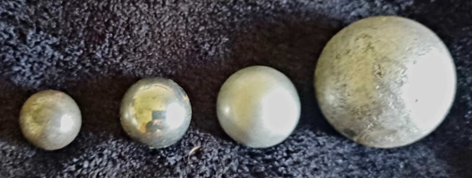 Marbles Lot 338 Total Over 3 Pounds Glass Steel Plastic Shooter Swirl Mixed