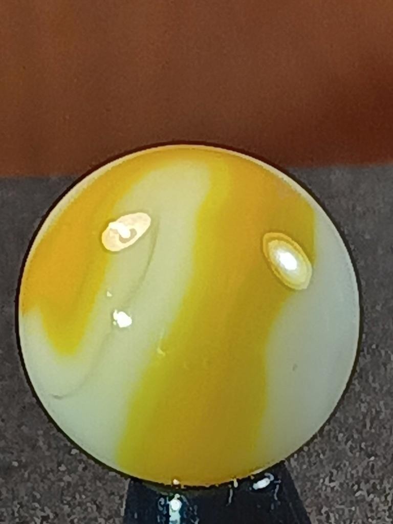 5/8″ Alley Heaton Liquid Sun Pearl White Swirl Near Mint Serious Marble B405