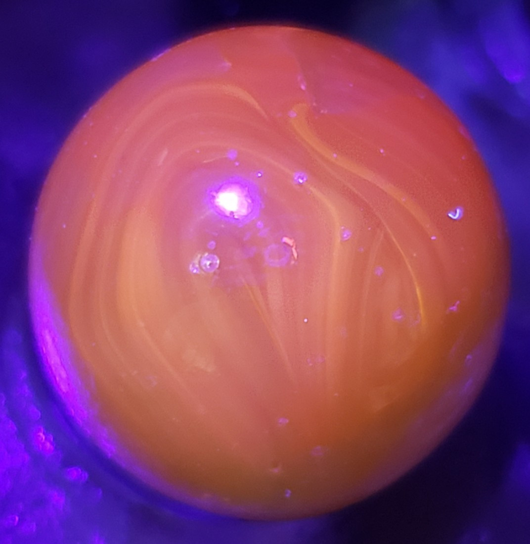 HTF Akro Agate ELECTRIC CADMIUM YELLOW LEMONADE UV MARBLE WET MNT SZ 19/32