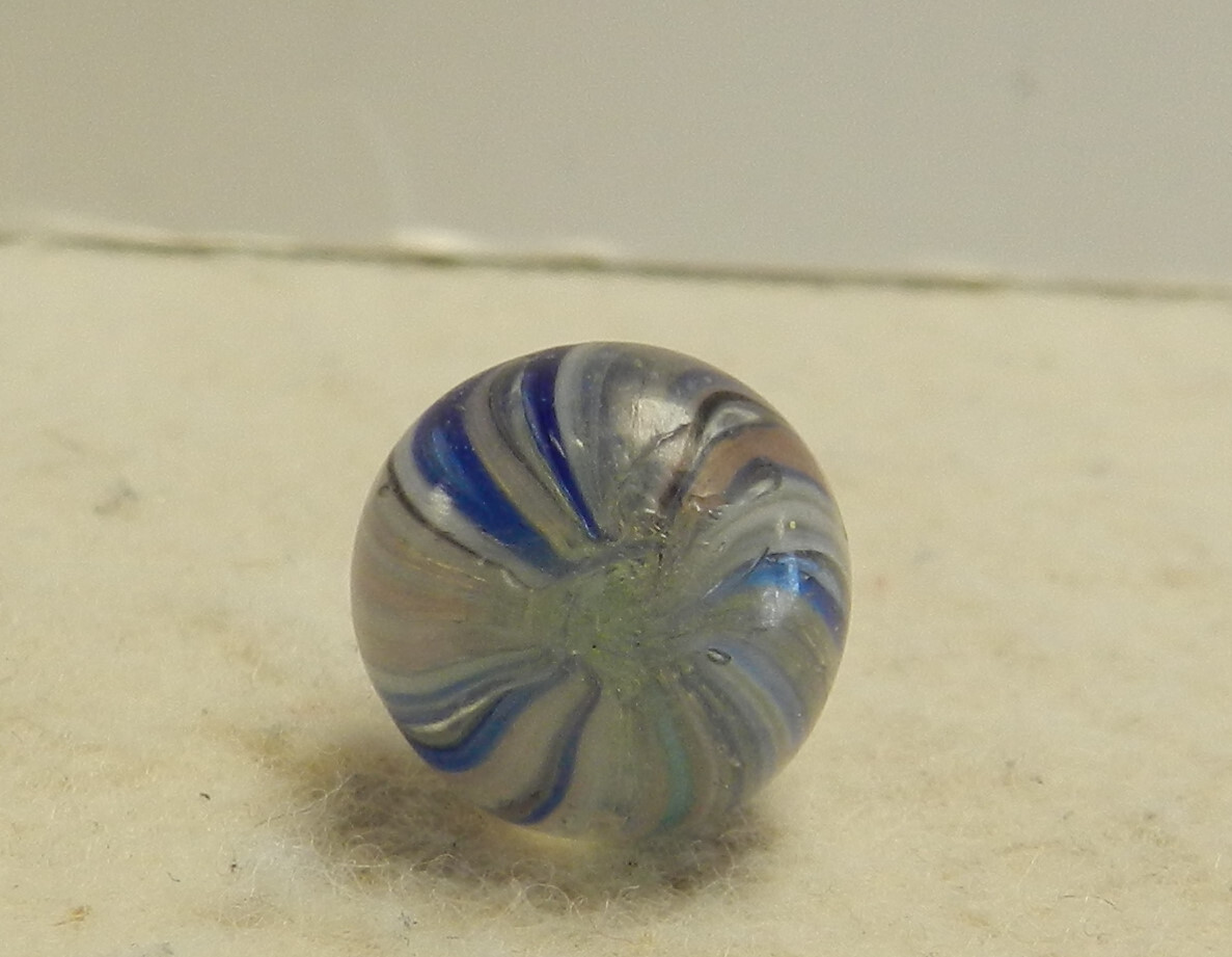 #15364m Little .49 Inches Peewee German Handmade Onionskin Marble NM+