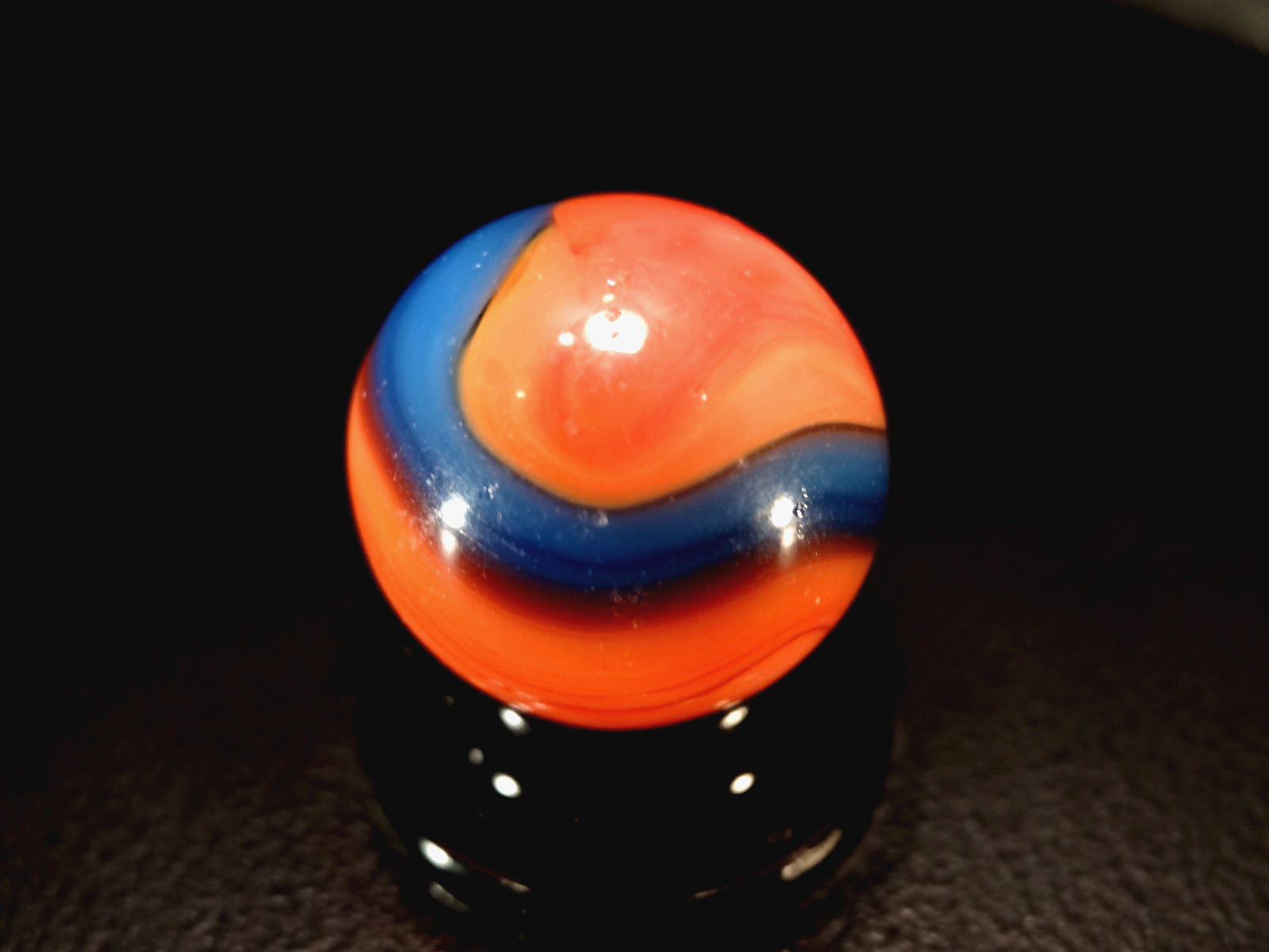 AKRO AGATE JOLLY ROGER ⚓ Great sharp colors * OUTSTANDING *