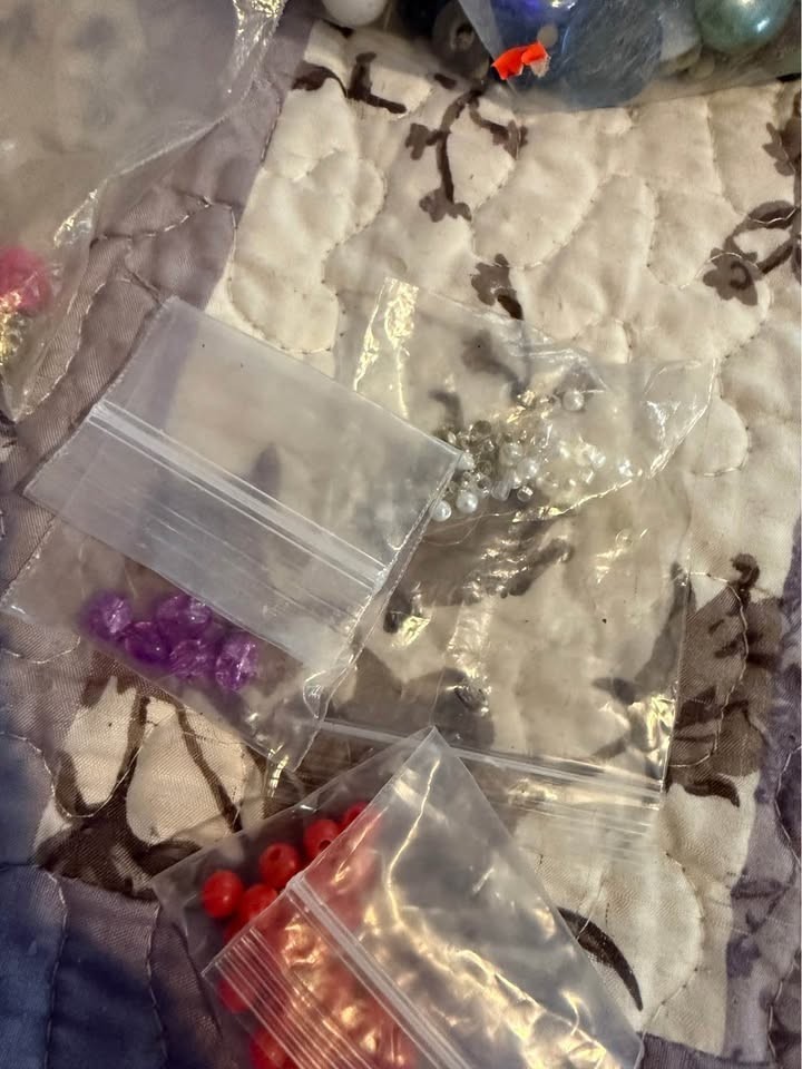 Assorted Decorative Glass and Acrylic Gems ,marbles & stones