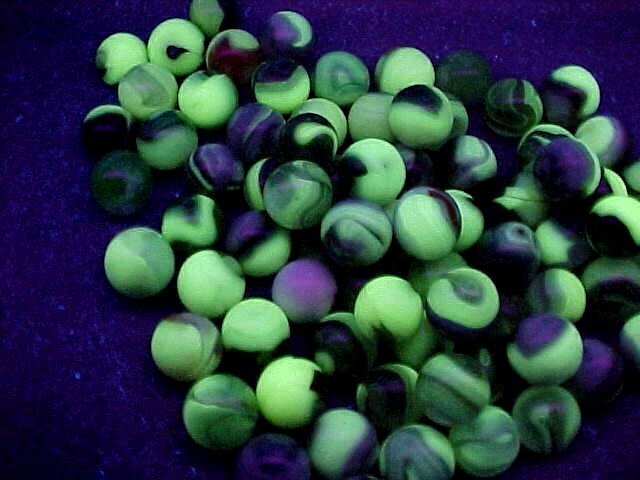 100 MIXED JABO UV REACTIVE GLASS MARBLES . $54.99