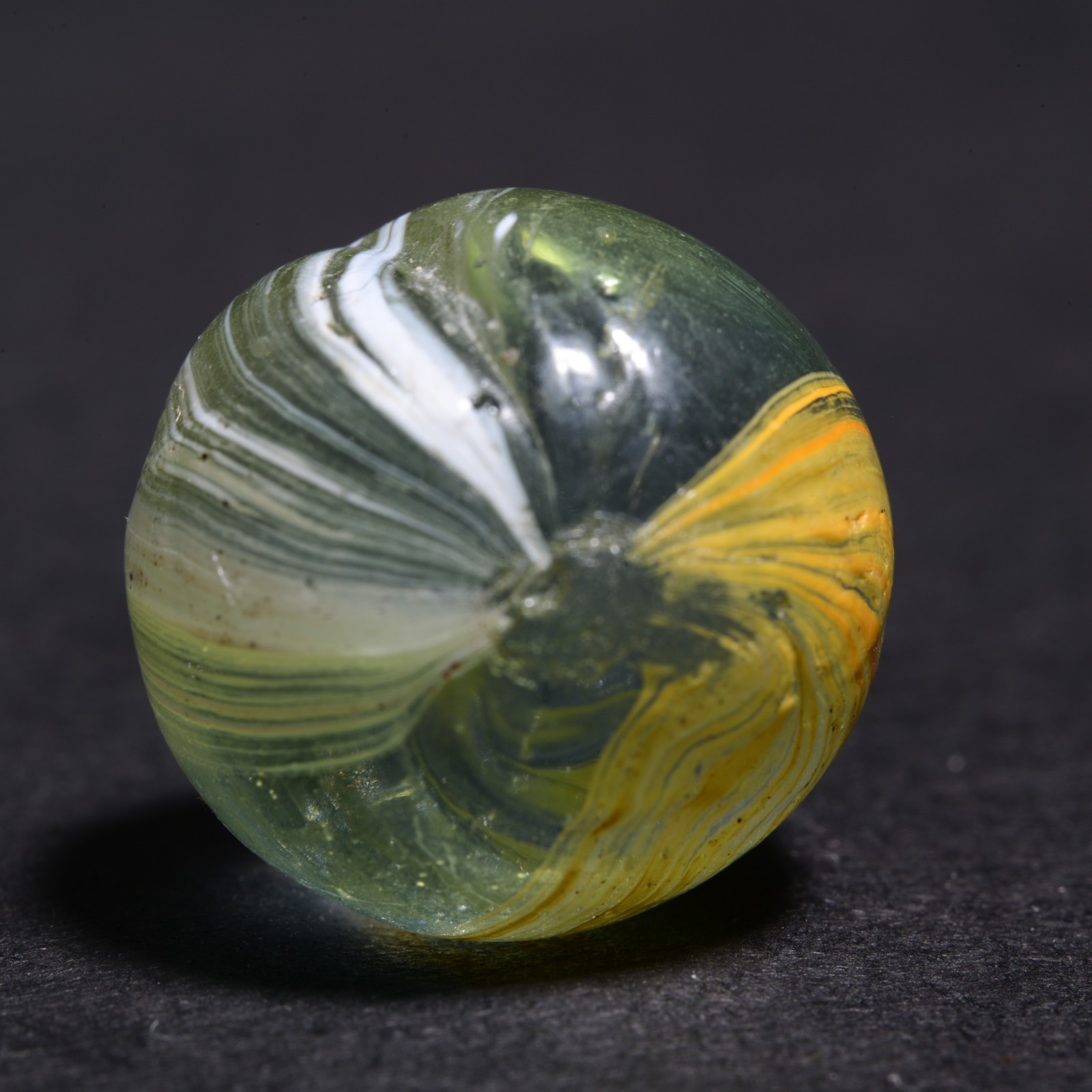 Indian Marble German Handmade Antique 2-Panel Ice & Egg Yolk 15.1mm 19/32”