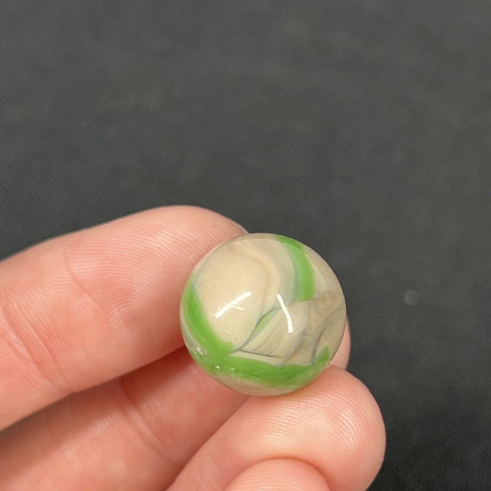 Vintage Agate Christensen Peltier Art Glass Swirl Marble .6” Green Creamy