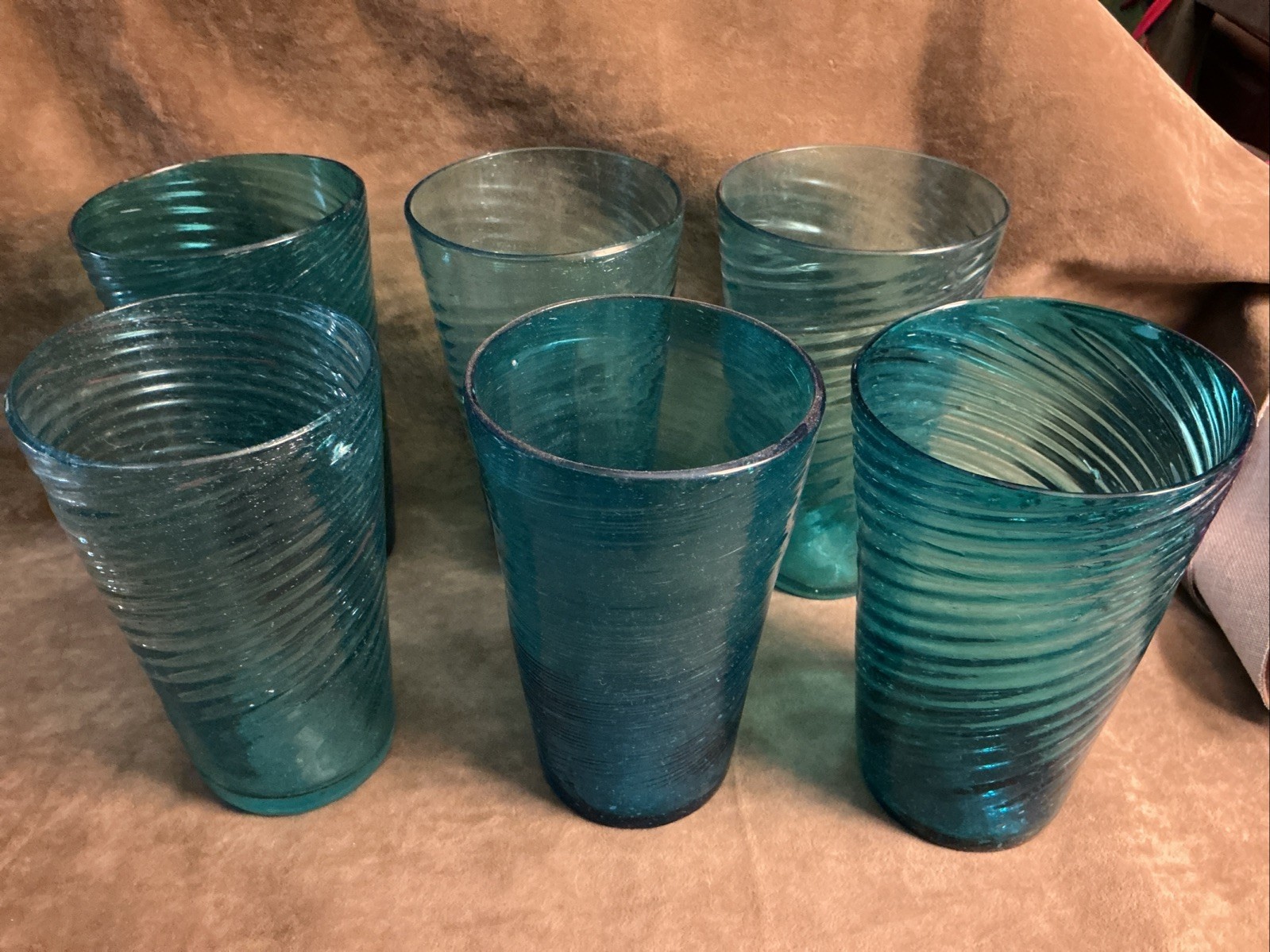 Vintage 1940s Mexican handmade glass swirl pattern Tumblr six piece. Variants