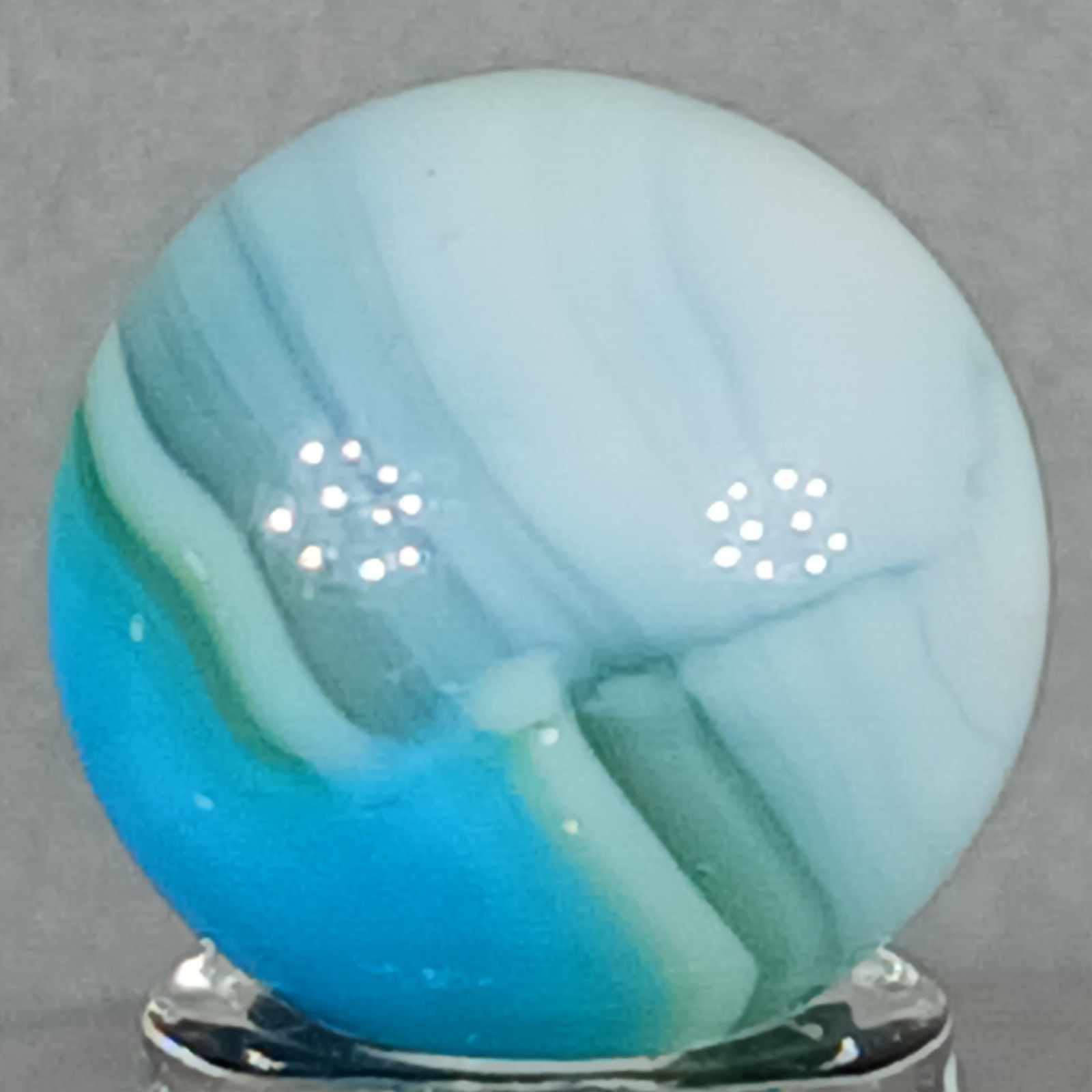 Vintage Vitro Conqueror Marble .63 Near-Mint Condition Combined Shipping